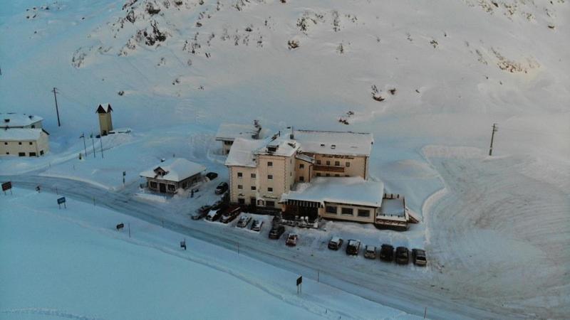 Hotel Col Di Lana Canazei Exterior photo